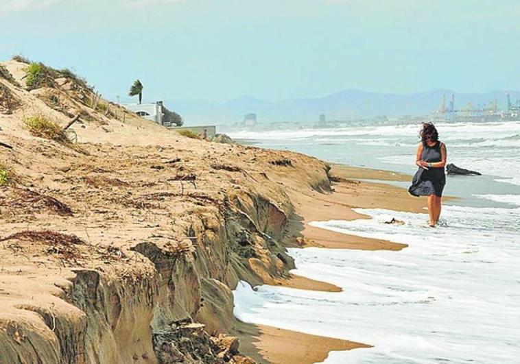 Dana En La Comunitat Fallece Un Hombre Ahogado En La Playa De El